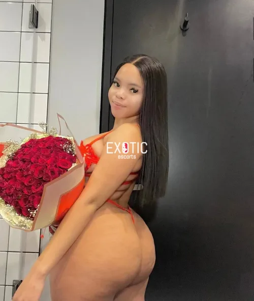 Alicia — 3