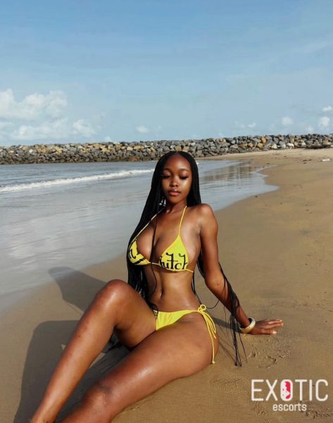 Debby, escort in Mamelles, Senegal (photo 2)