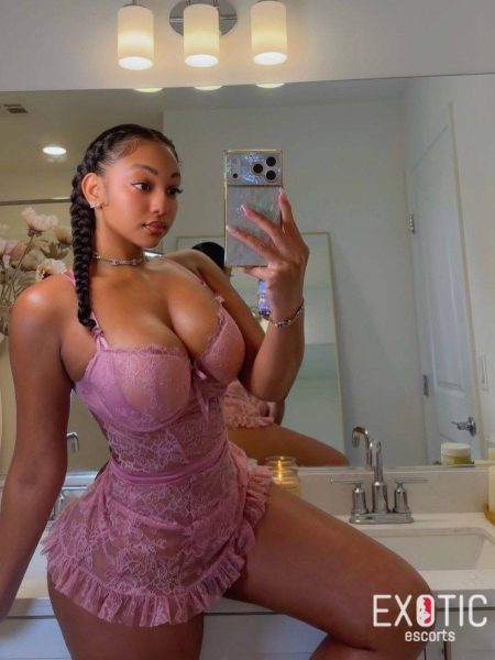 Sonia from Angola, escort in Ngor, Senegal (photo 3)