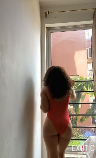 Vera, escort in Sicap baobab, Senegal