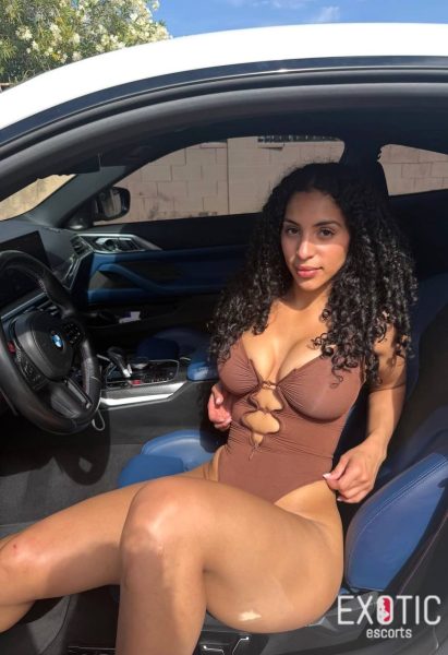 Marina from Nicaragua, escort in Sacré-Cœur 3, Senegal